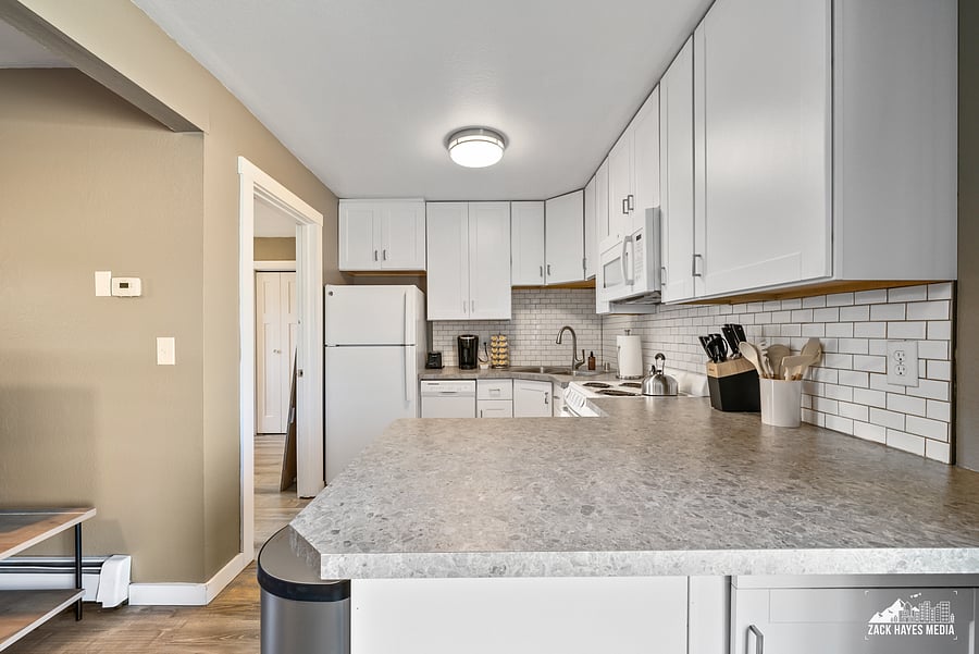 Furnished Finder property 1050175_1 photo 9