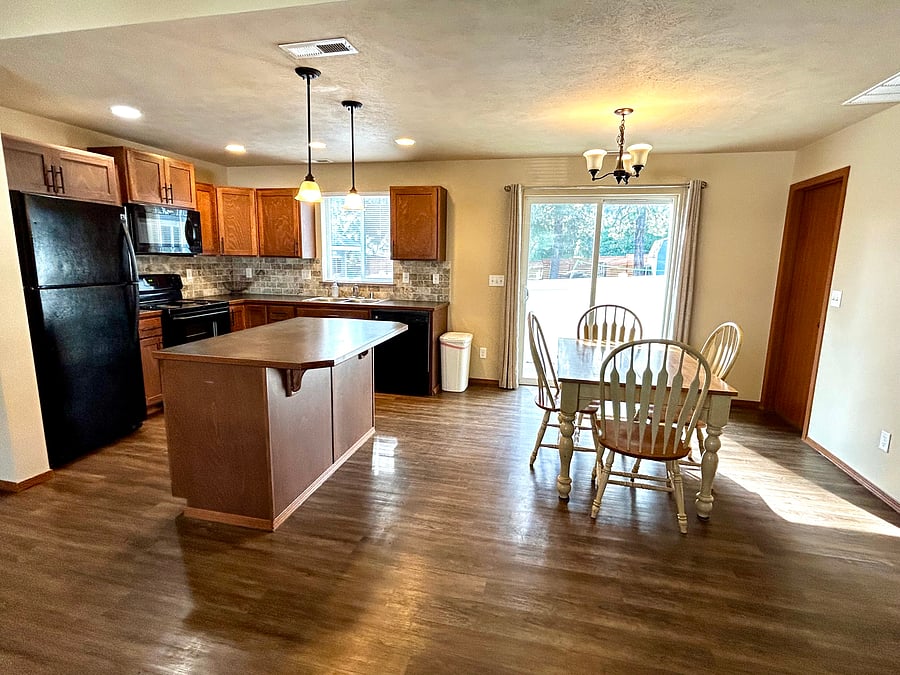 Furnished Finder property 1050178_1 photo 5