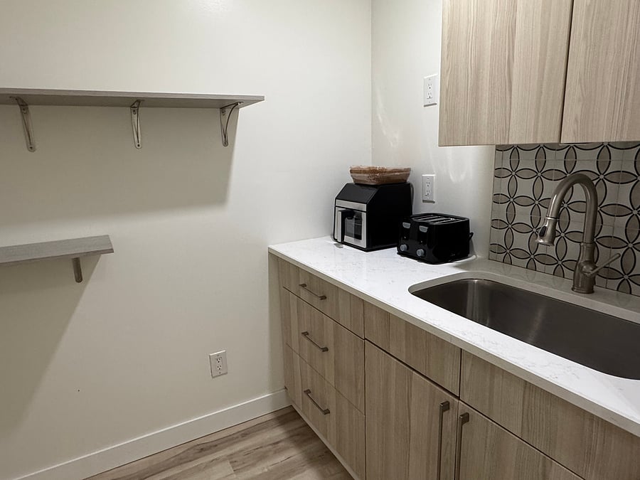 Furnished Finder property 1050191_1 photo 34