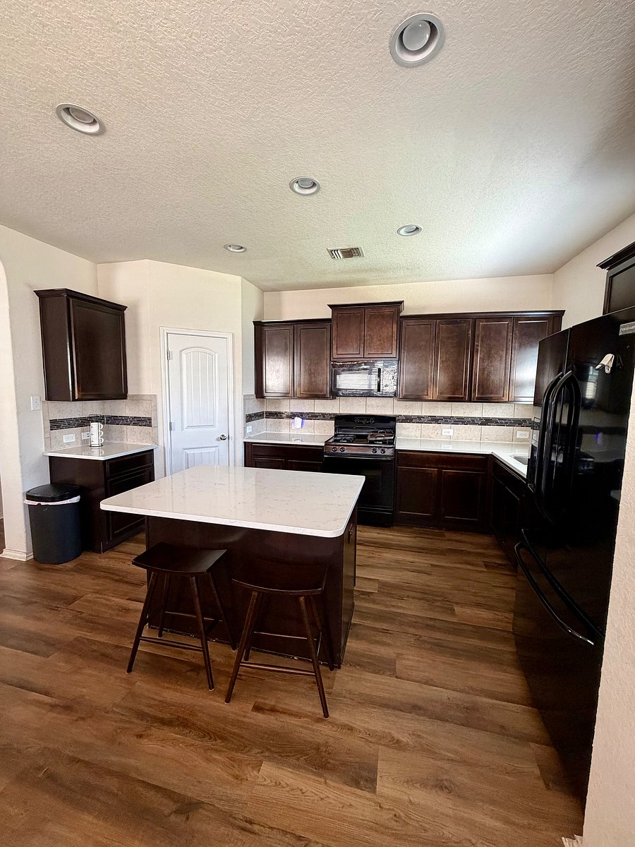 Furnished Finder property 1050192_1 photo 8