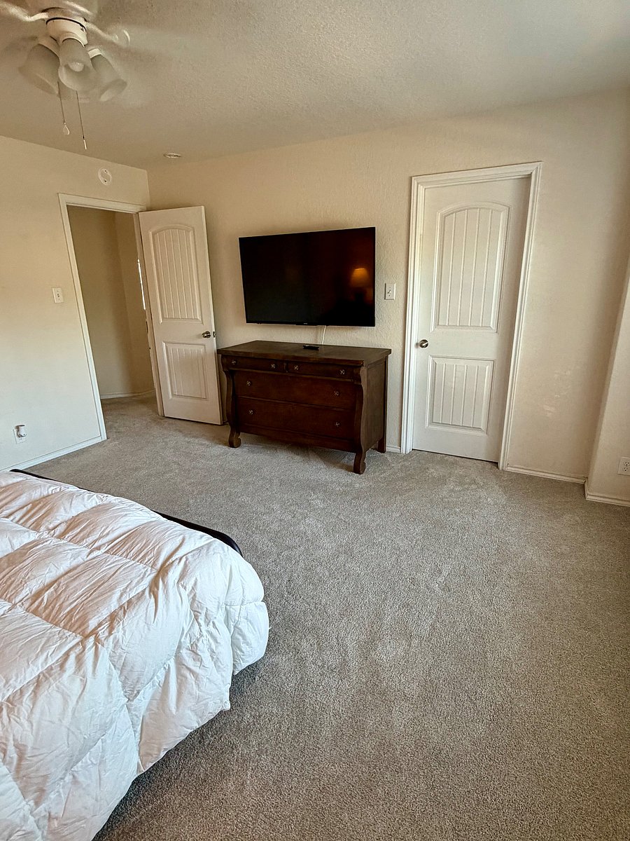 Furnished Finder property 1050192_1 photo 22