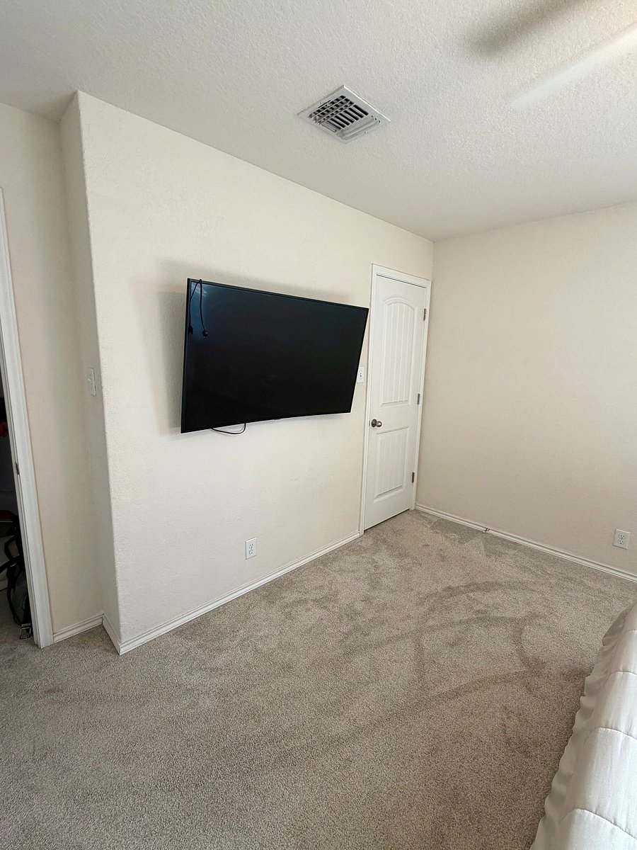 Furnished Finder property 1050192_1 photo 25