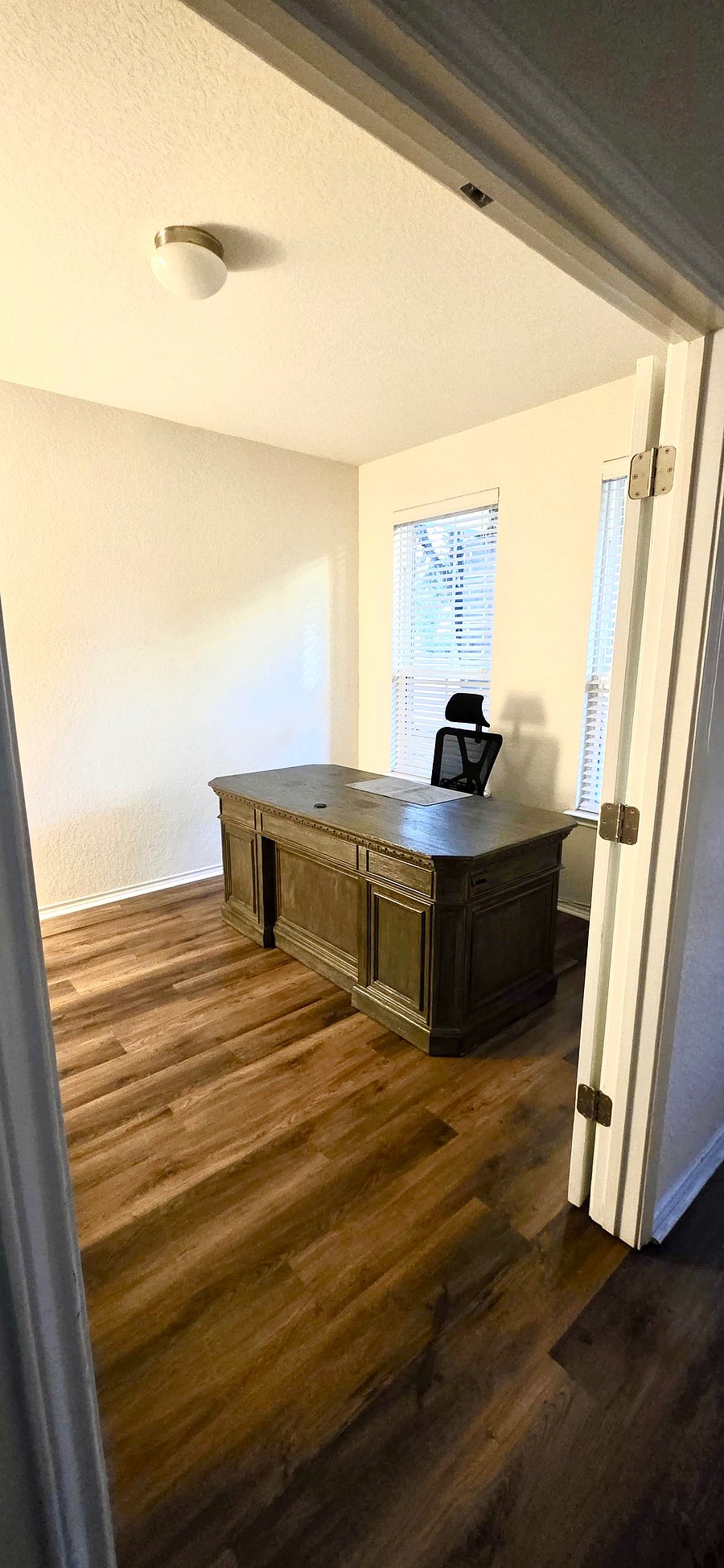Furnished Finder property 1050192_1 photo 4