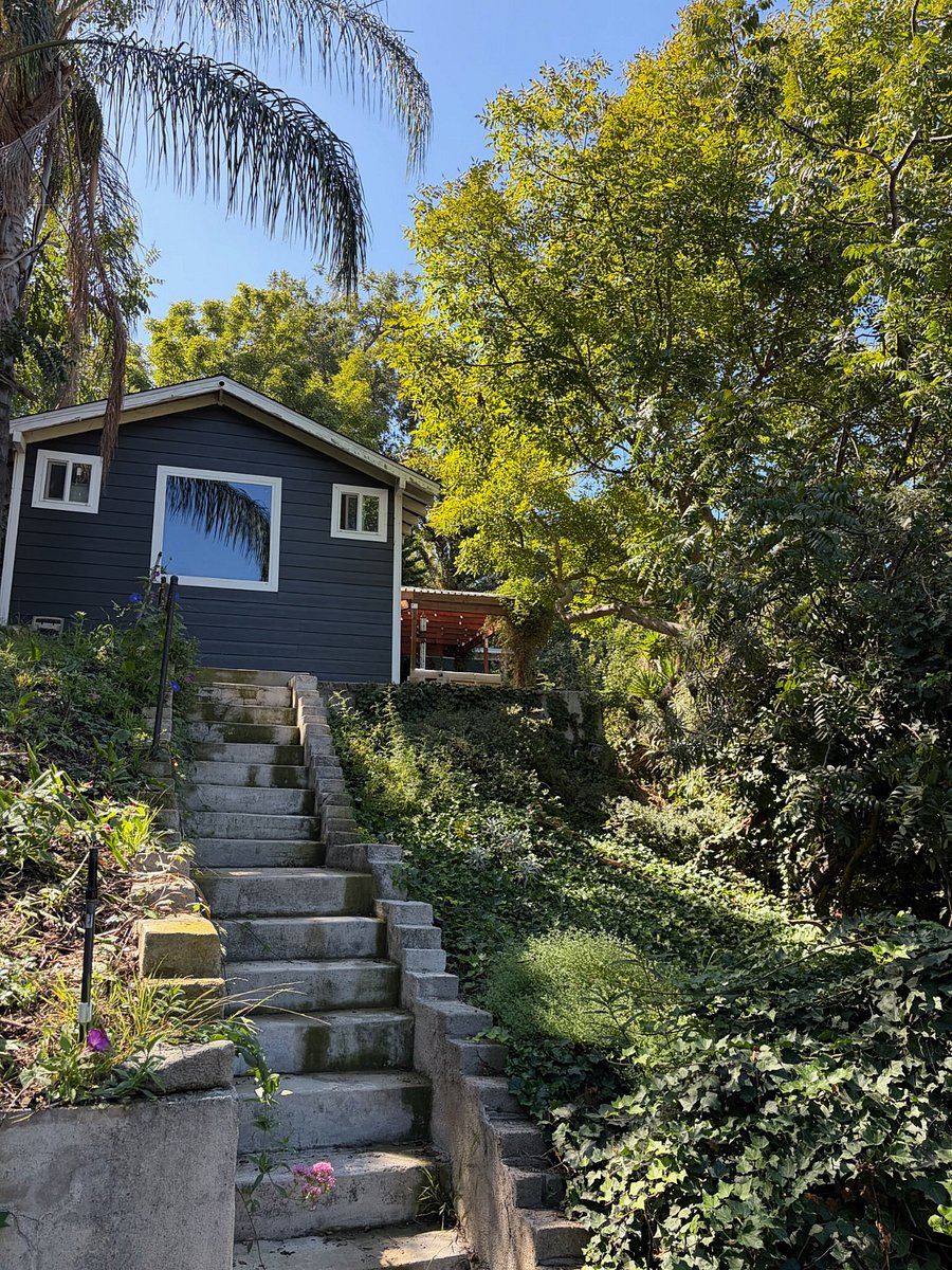 Furnished Finder property 1050215_1 photo 1