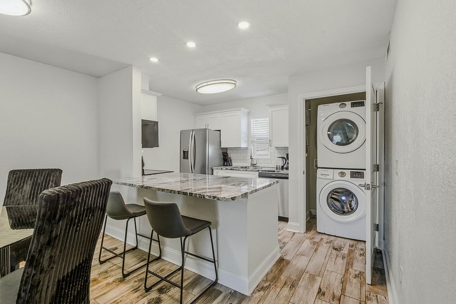Furnished Finder property 1050238_1 photo 3