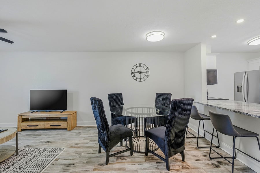 Furnished Finder property 1050238_1 photo 11