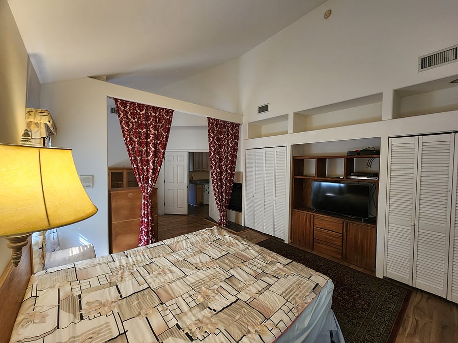 Furnished Finder property 1050253_1 photo 12