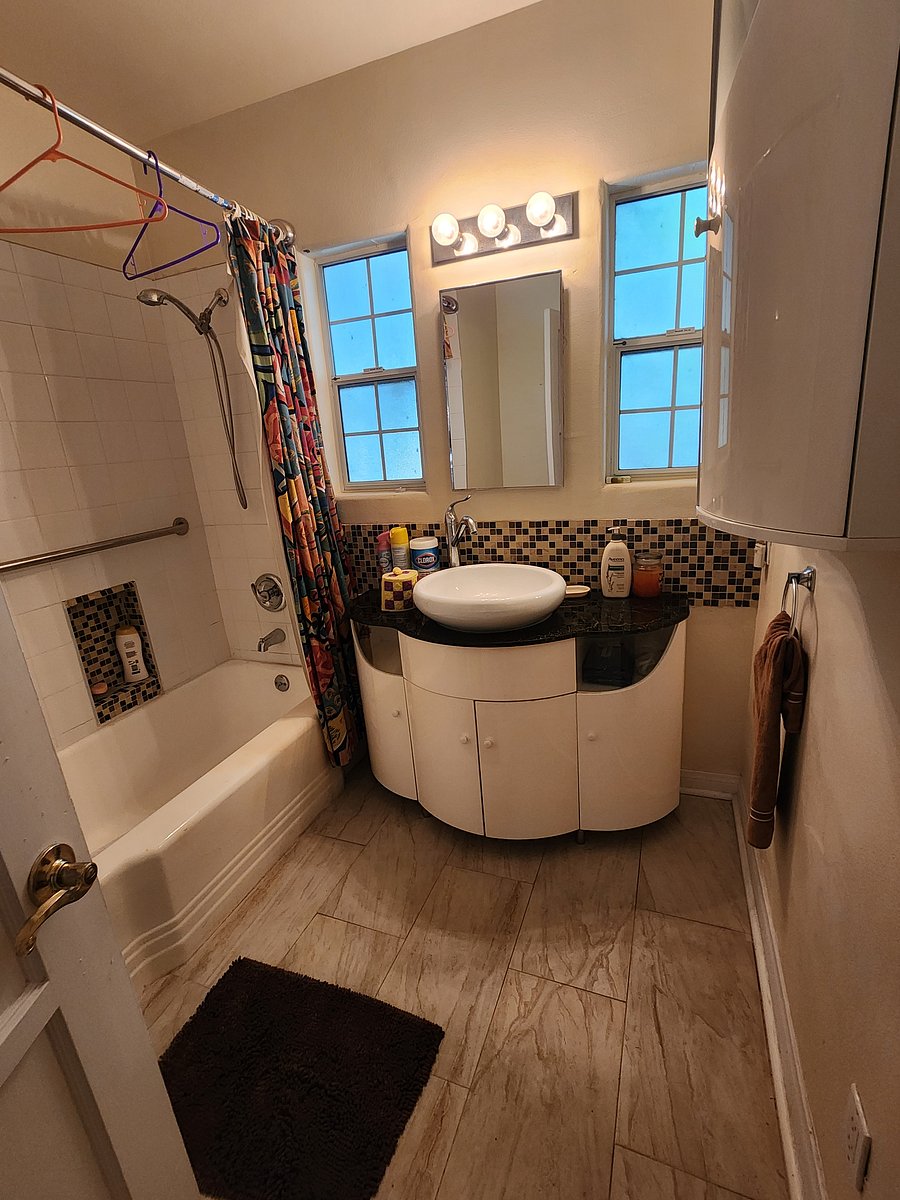 Furnished Finder property 1050253_1 photo 15