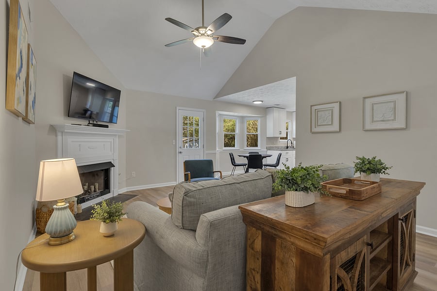 Furnished Finder property 1050256_1 photo 12