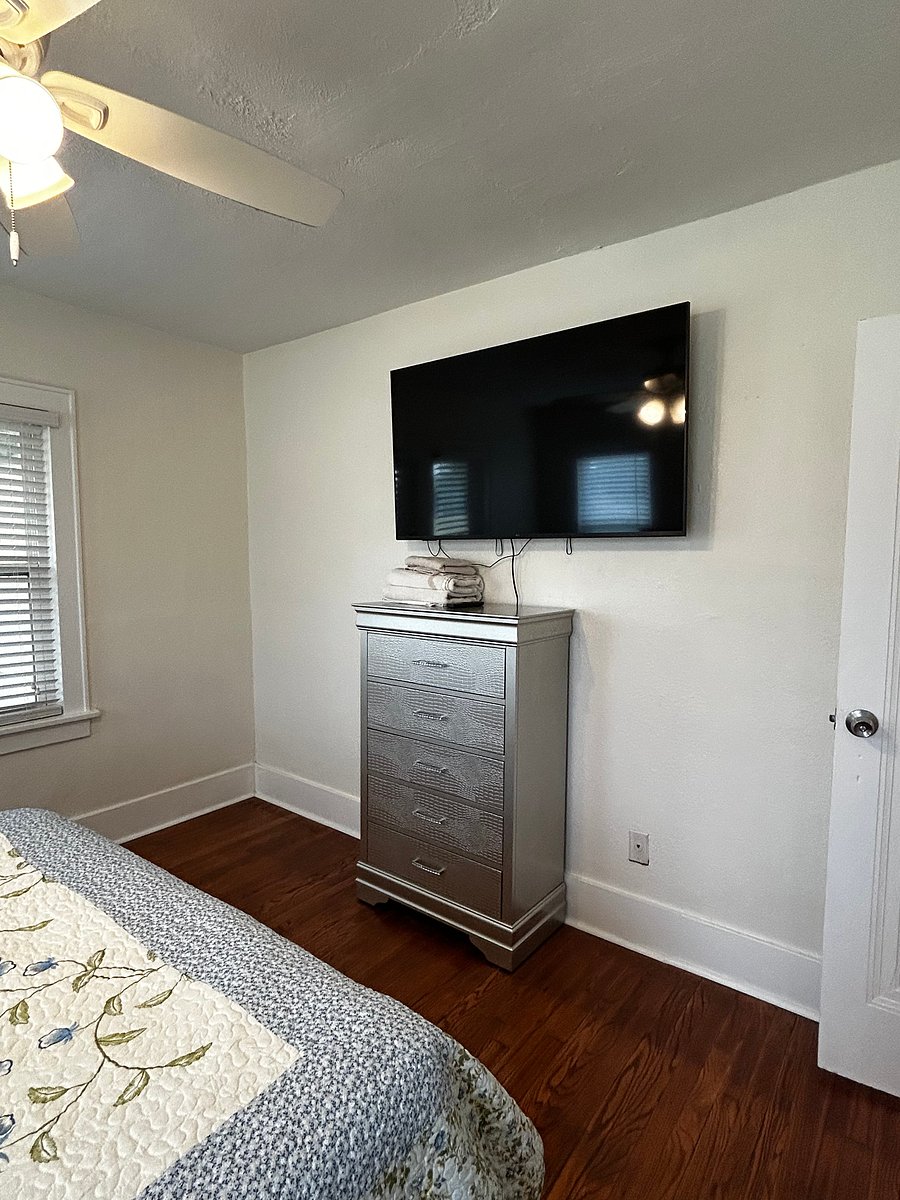 Furnished Finder property 1050262_1 photo 2