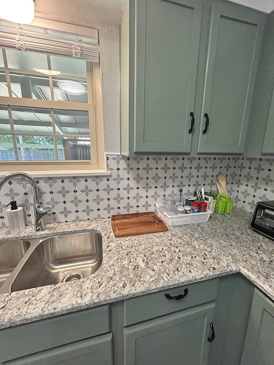 Furnished Finder property 1050263_1 photo 33