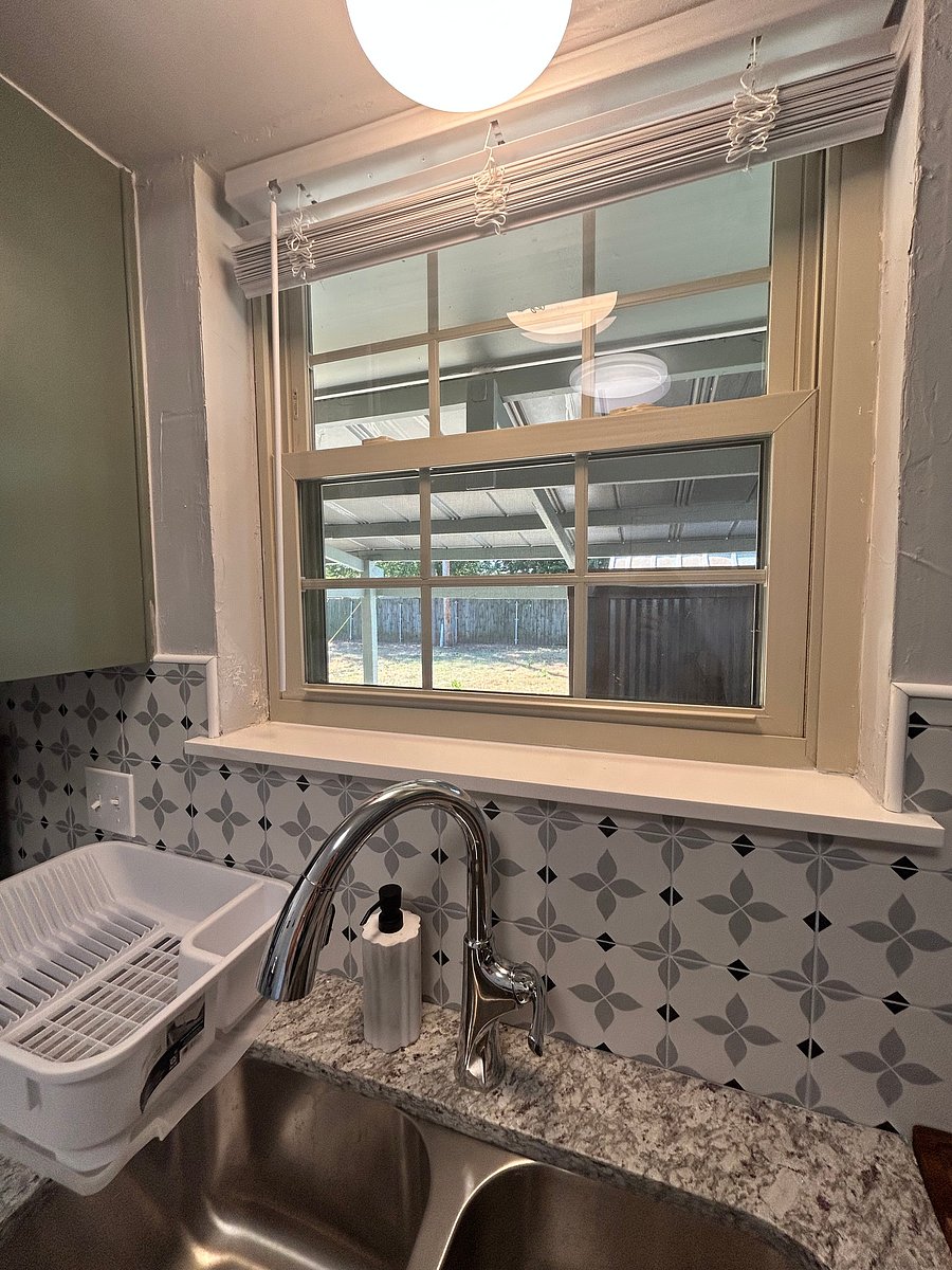Furnished Finder property 1050263_1 photo 37