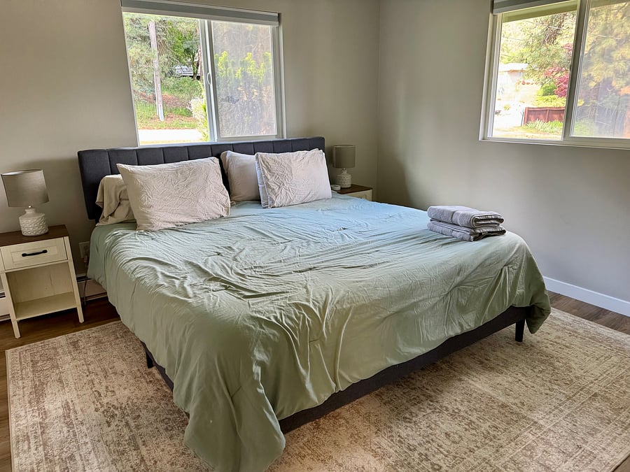 Furnished Finder property 1050271_1 photo 30