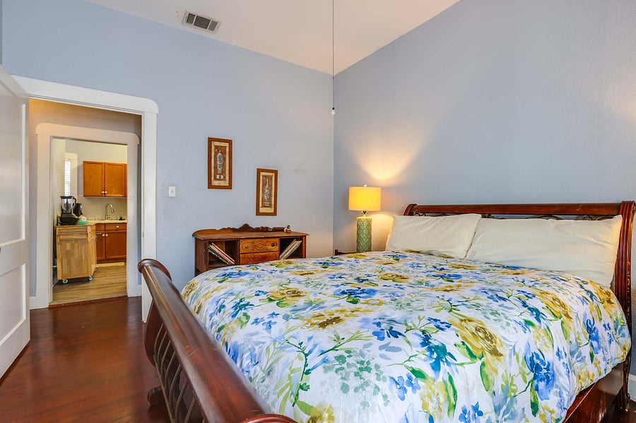 Furnished Finder property 1050280_1 photo 14