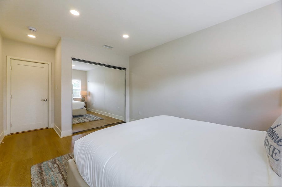 Furnished Finder property 1050284_1 photo 16