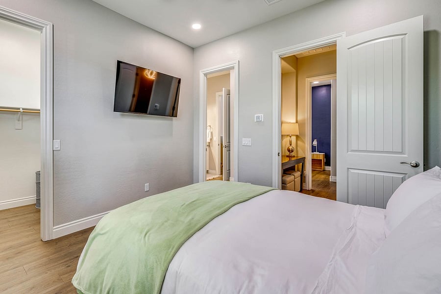 Furnished Finder property 1050285_1 photo 18