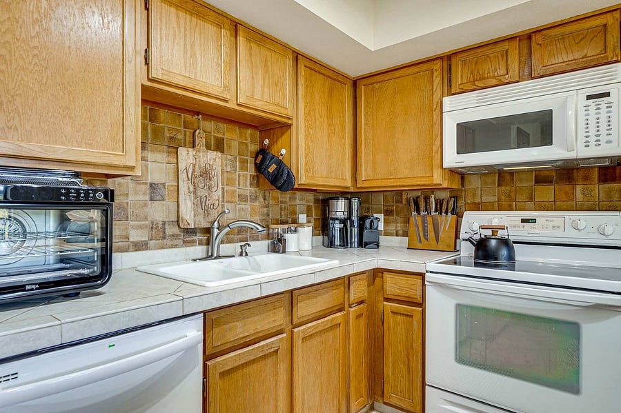 Furnished Finder property 1050286_1 photo 4