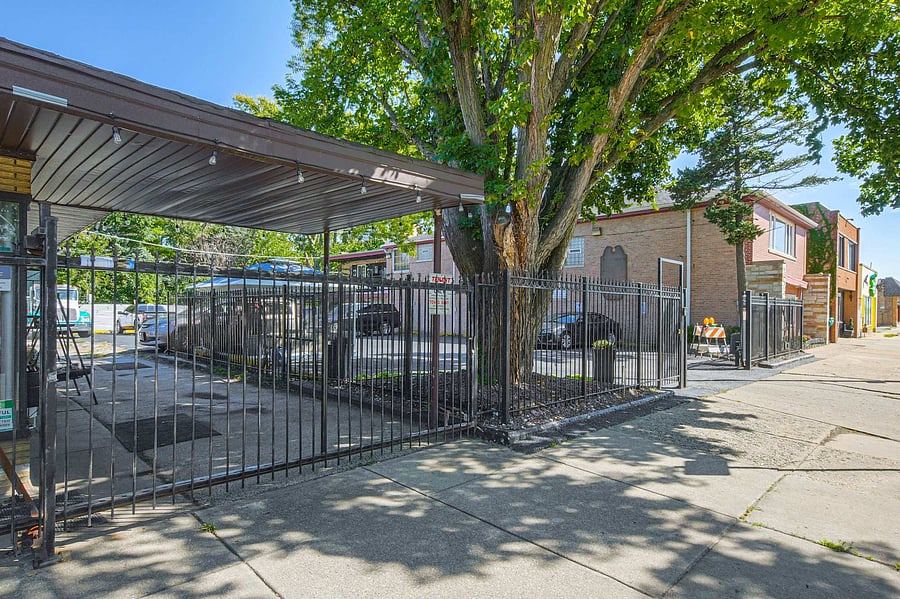Furnished Finder property 1050290_1 photo 24