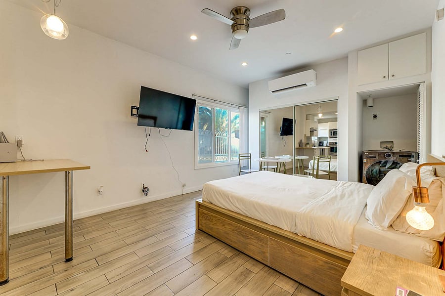 Furnished Finder property 1050297_1 photo 9