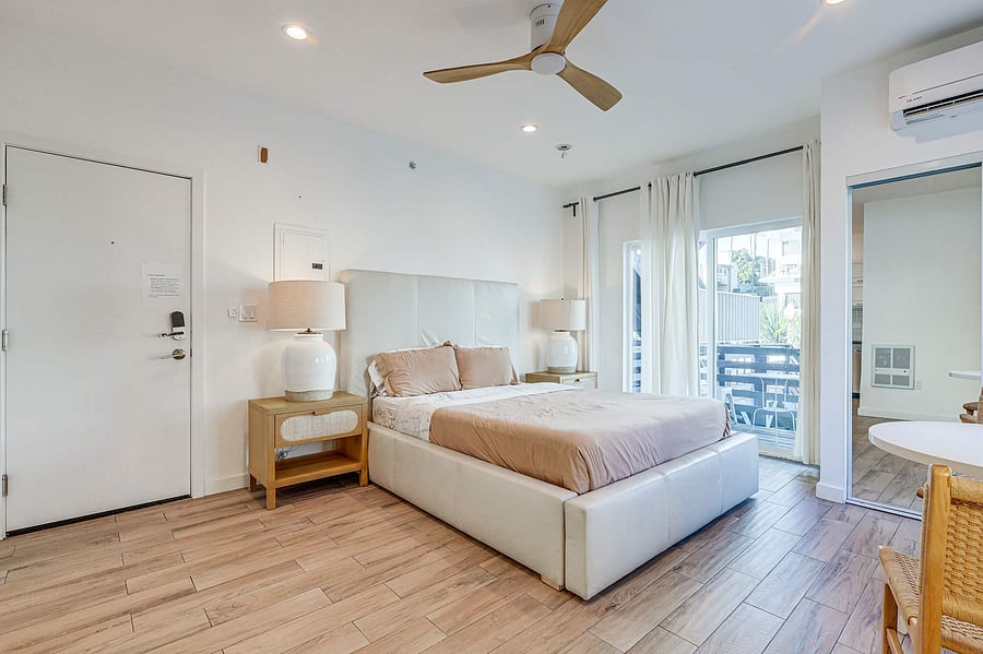 Furnished Finder property 1050298_1 photo 13
