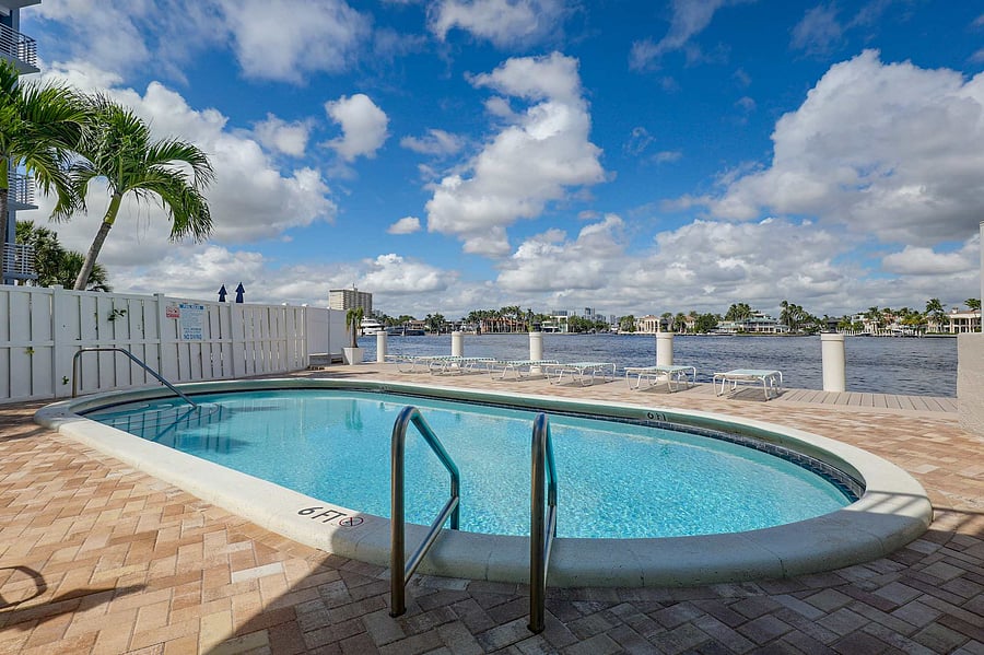 Furnished Finder property 1050303_1 photo 3