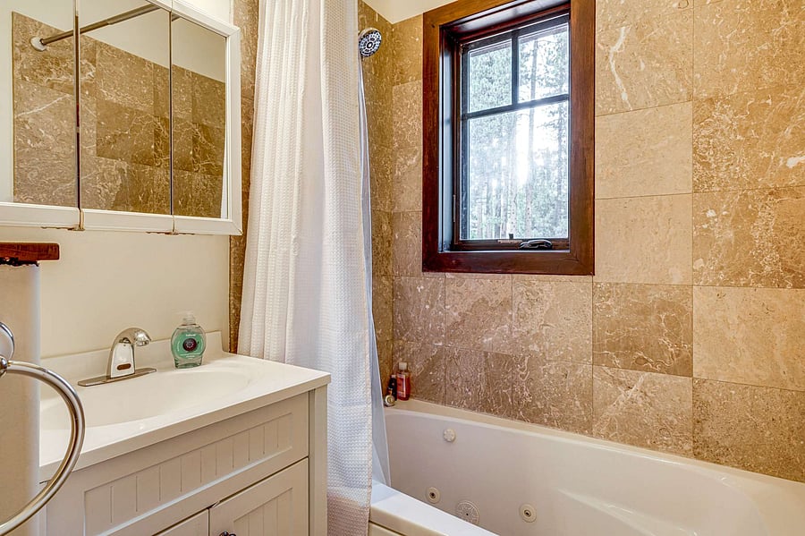 Furnished Finder property 1050316_1 photo 14