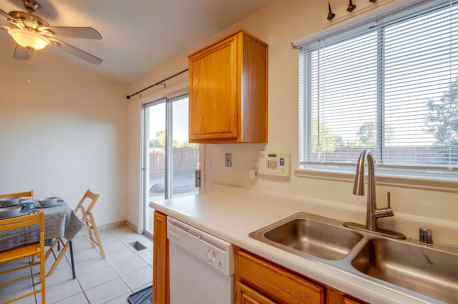 Furnished Finder property 1050317_1 photo 12