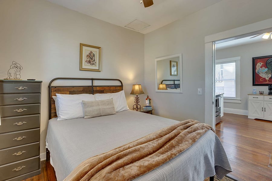 Furnished Finder property 1050322_1 photo 17