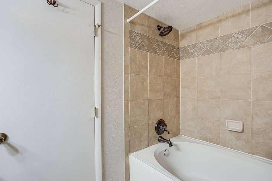 Furnished Finder property 1050331_1 photo 27