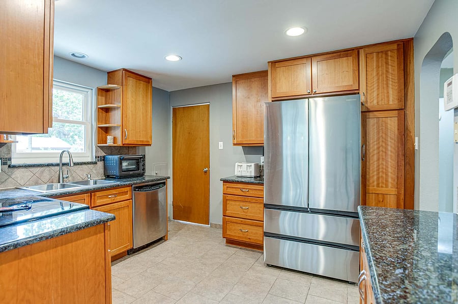 Furnished Finder property 1050331_1 photo 8
