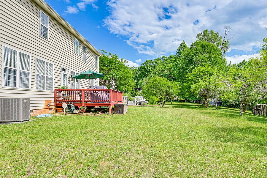 Furnished Finder property 1050345_1 photo 31