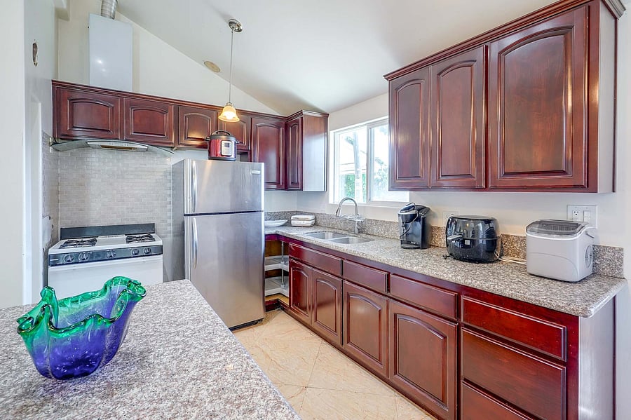 Furnished Finder property 1050348_1 photo 2