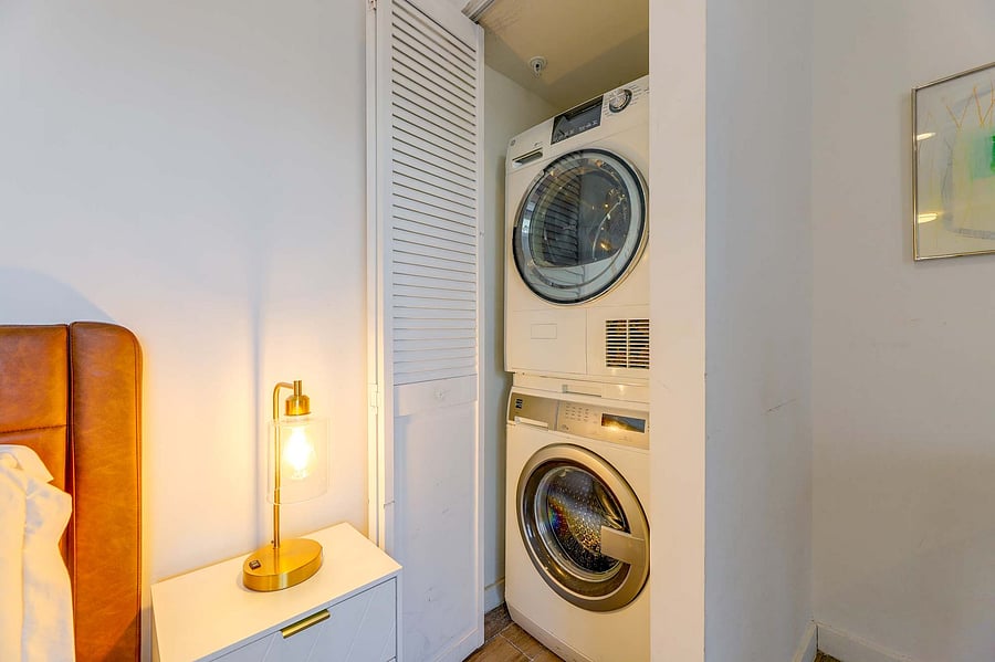 Furnished Finder property 1050352_1 photo 10