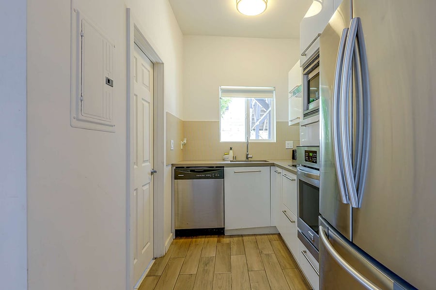 Furnished Finder property 1050352_1 photo 12