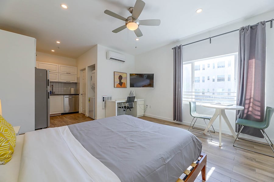 Furnished Finder property 1050353_1 photo 7