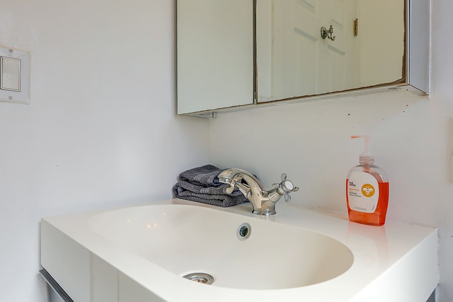 Furnished Finder property 1050353_1 photo 15
