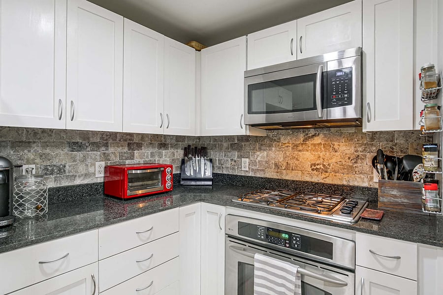 Furnished Finder property 1050355_1 photo 7