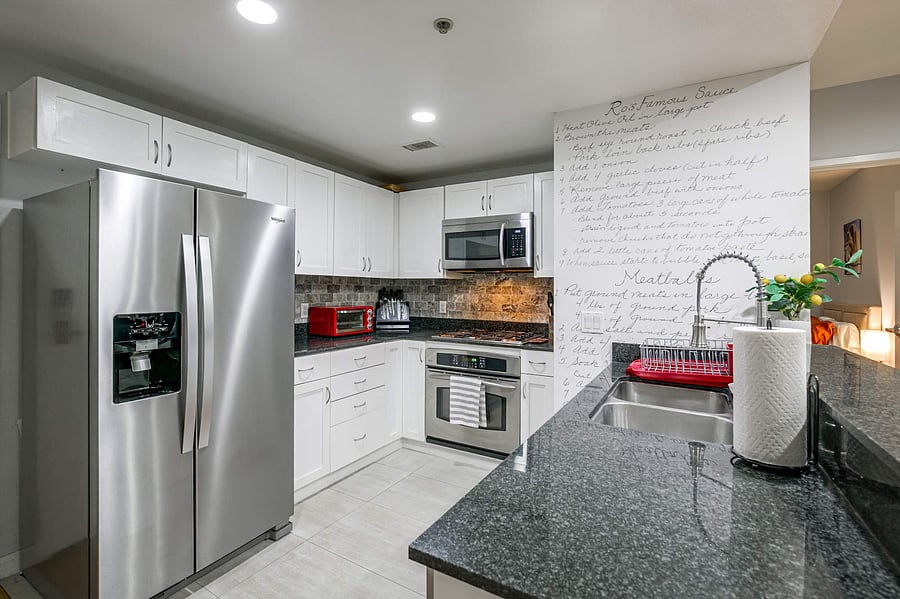 Furnished Finder property 1050355_1 photo 3