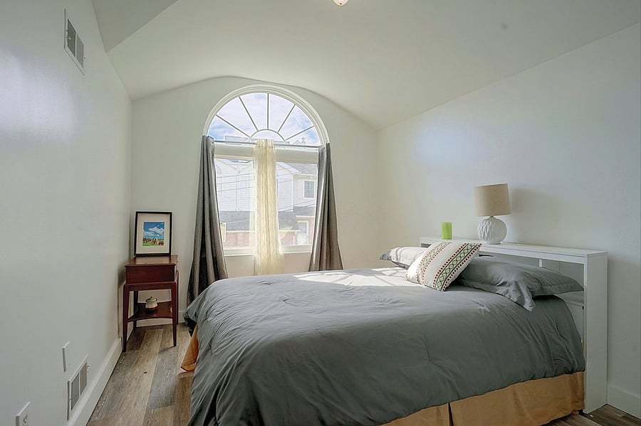 Furnished Finder property 1050373_1 photo 18