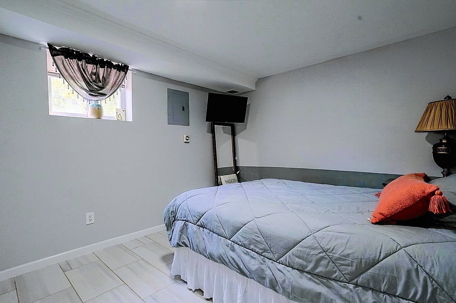 Furnished Finder property 1050373_1 photo 24