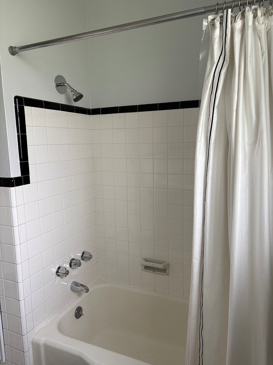 Furnished Finder property 1050379_1 photo 18