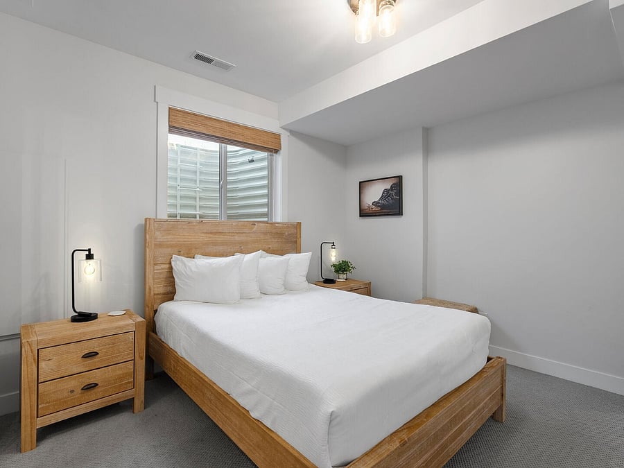 Furnished Finder property 1050383_1 photo 11