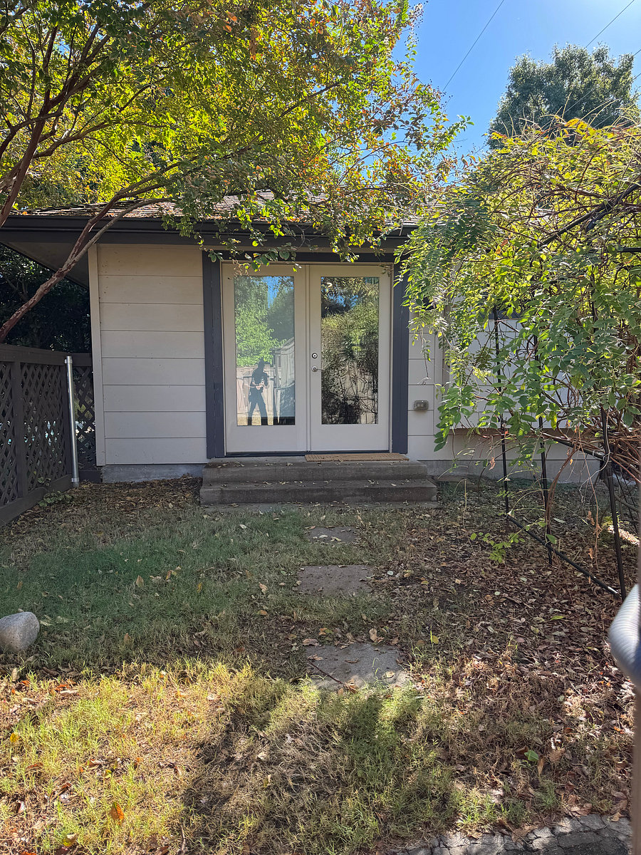 Furnished Finder property 1050391_1 photo 3