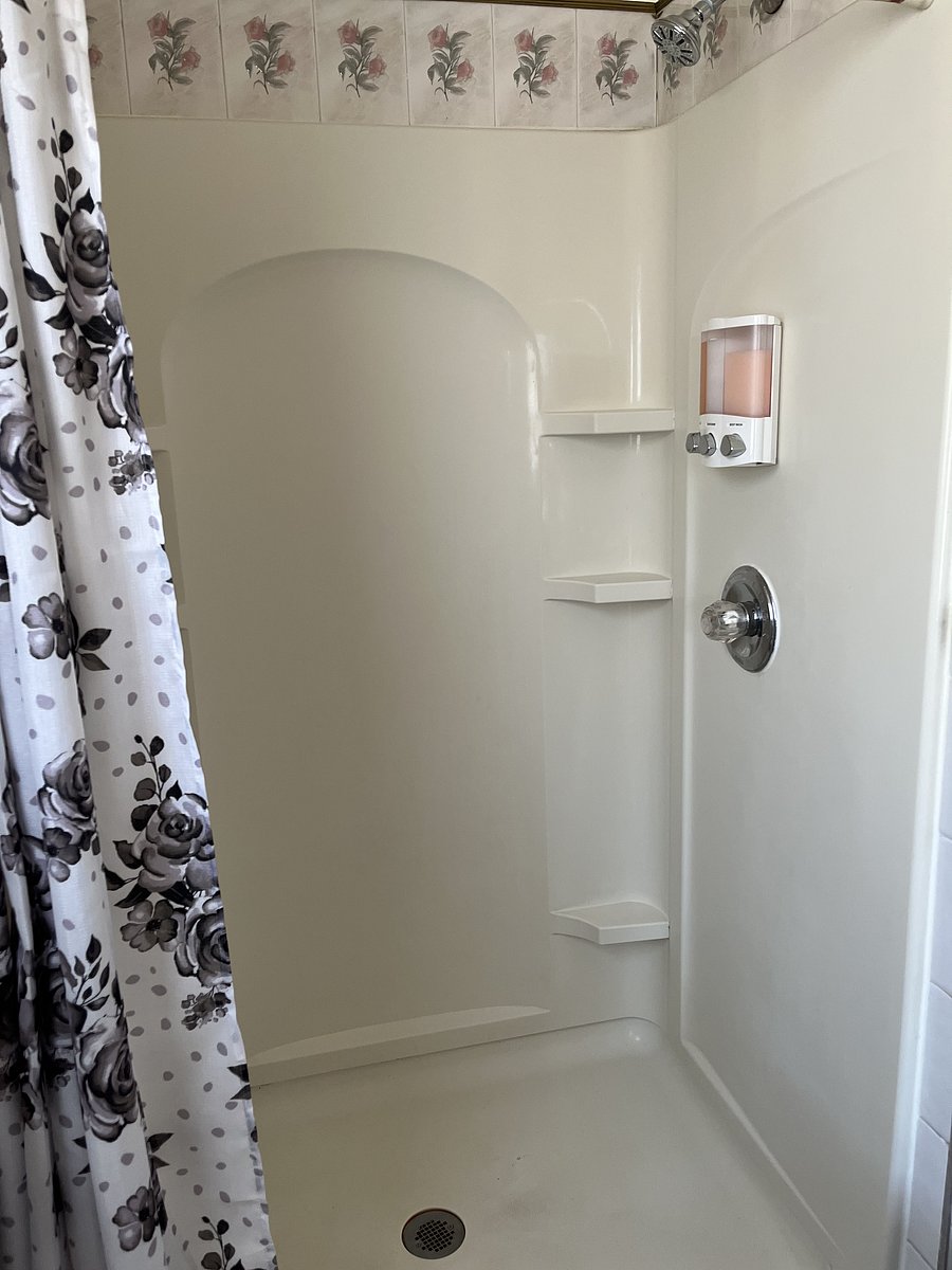 Furnished Finder property 1050413_1 photo 28