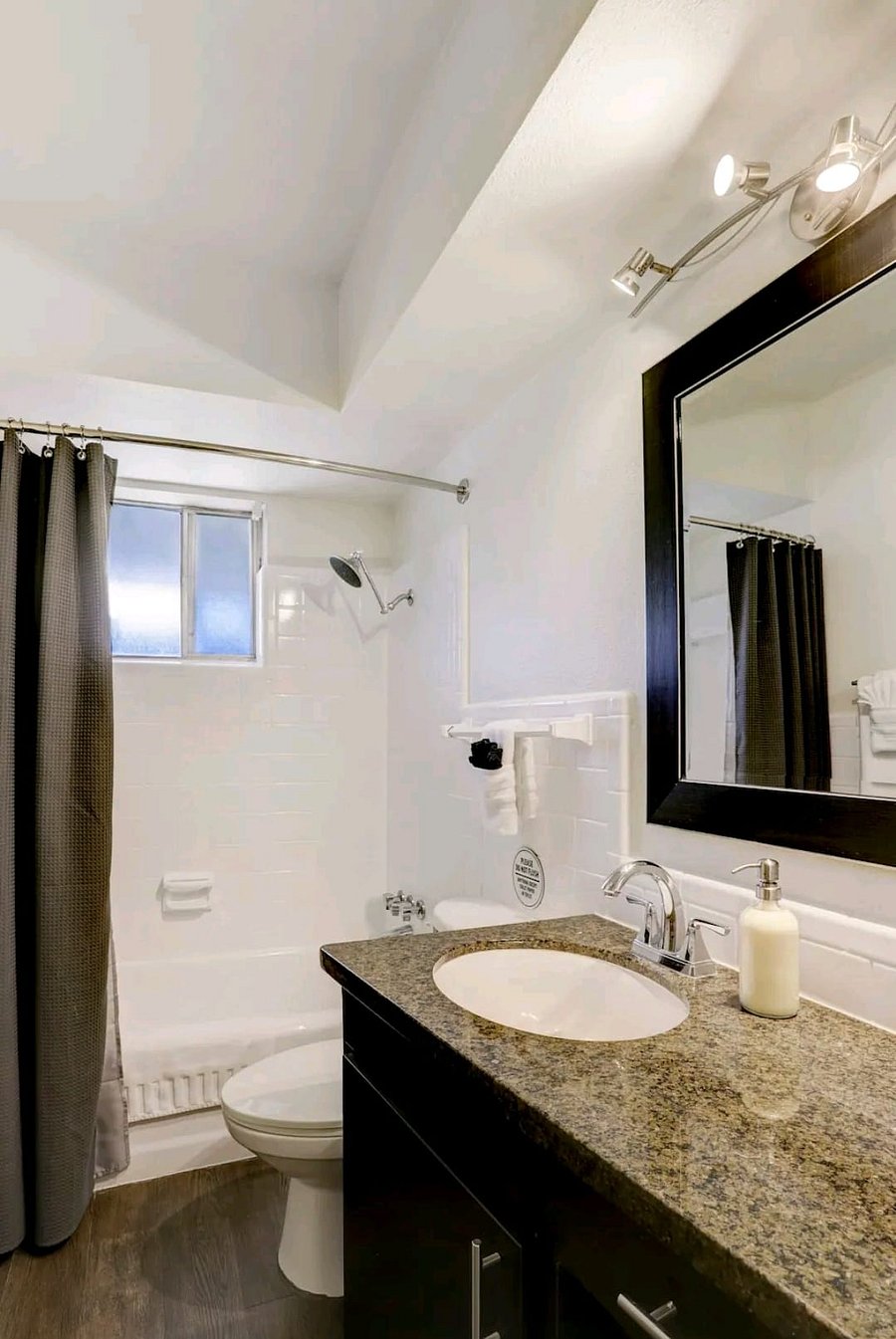 Furnished Finder property 1050421_1 photo 15