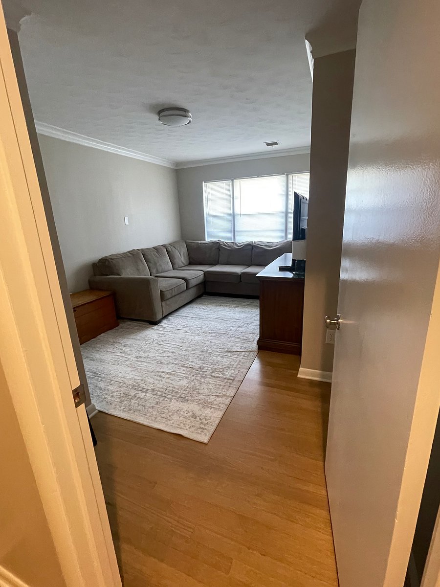 Furnished Finder property 1050427_1 photo 12