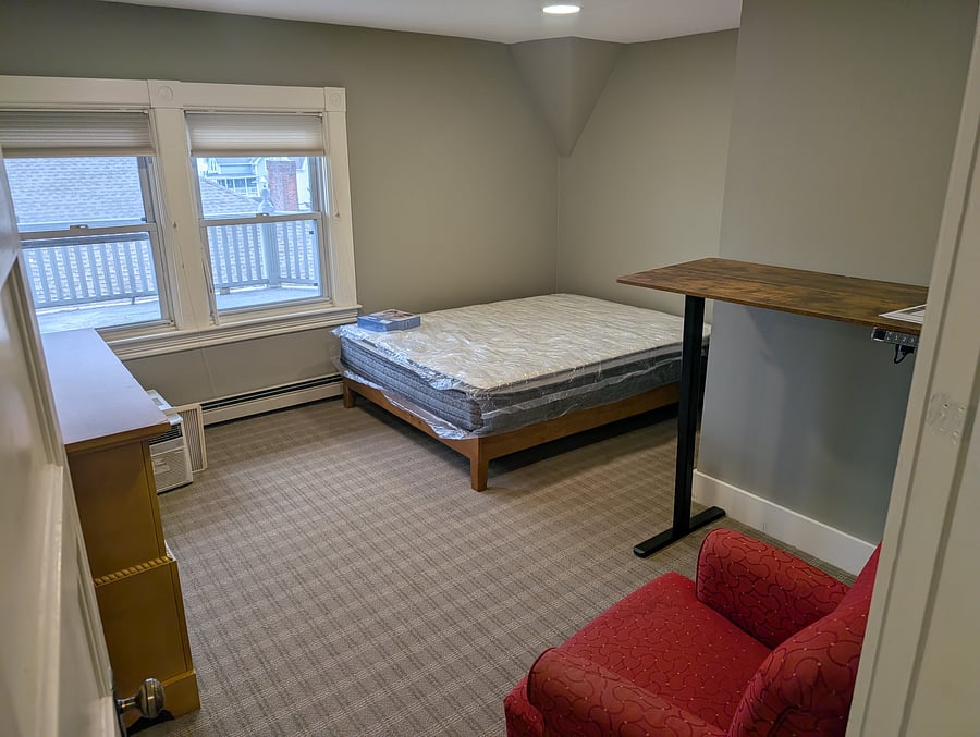 Furnished Finder property 1050433_1 photo 4