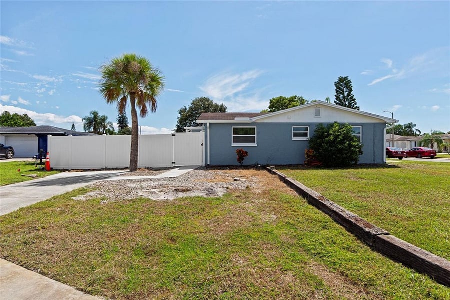 Furnished Finder property 1050440_1 photo 3