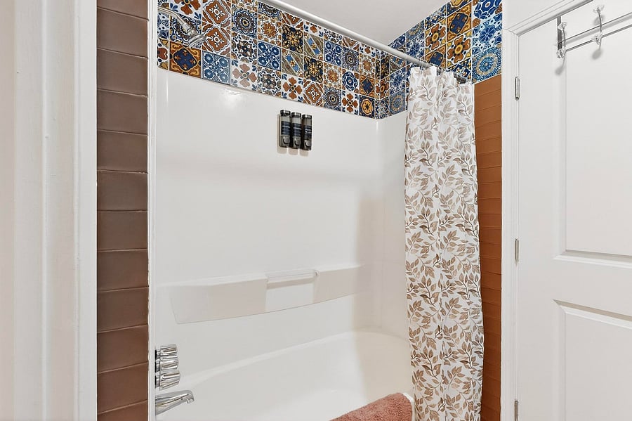 Furnished Finder property 1050476_1 photo 17