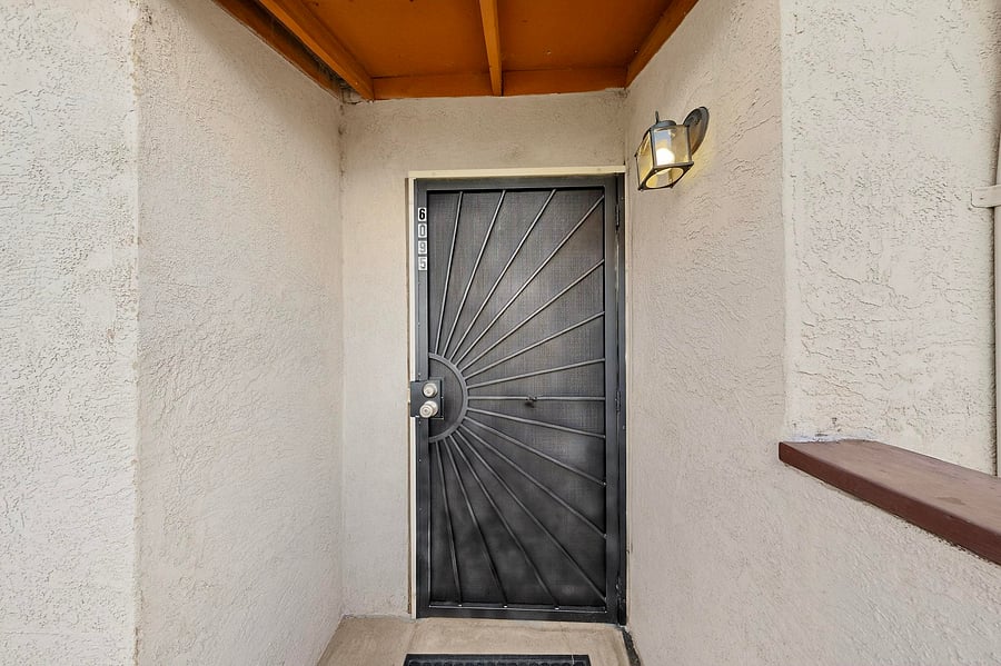 Furnished Finder property 1050476_1 photo 40